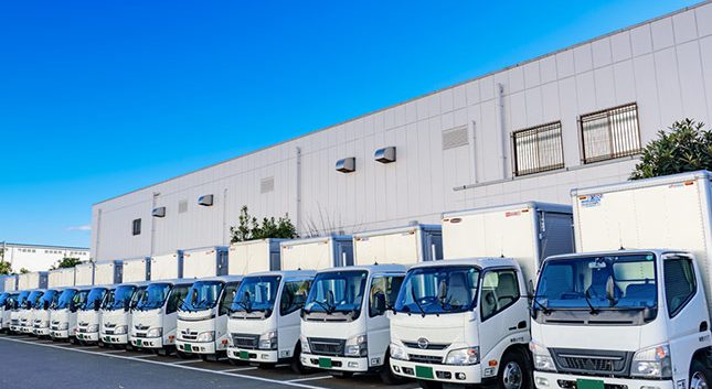 貨物自動車運送業、倉庫管理業